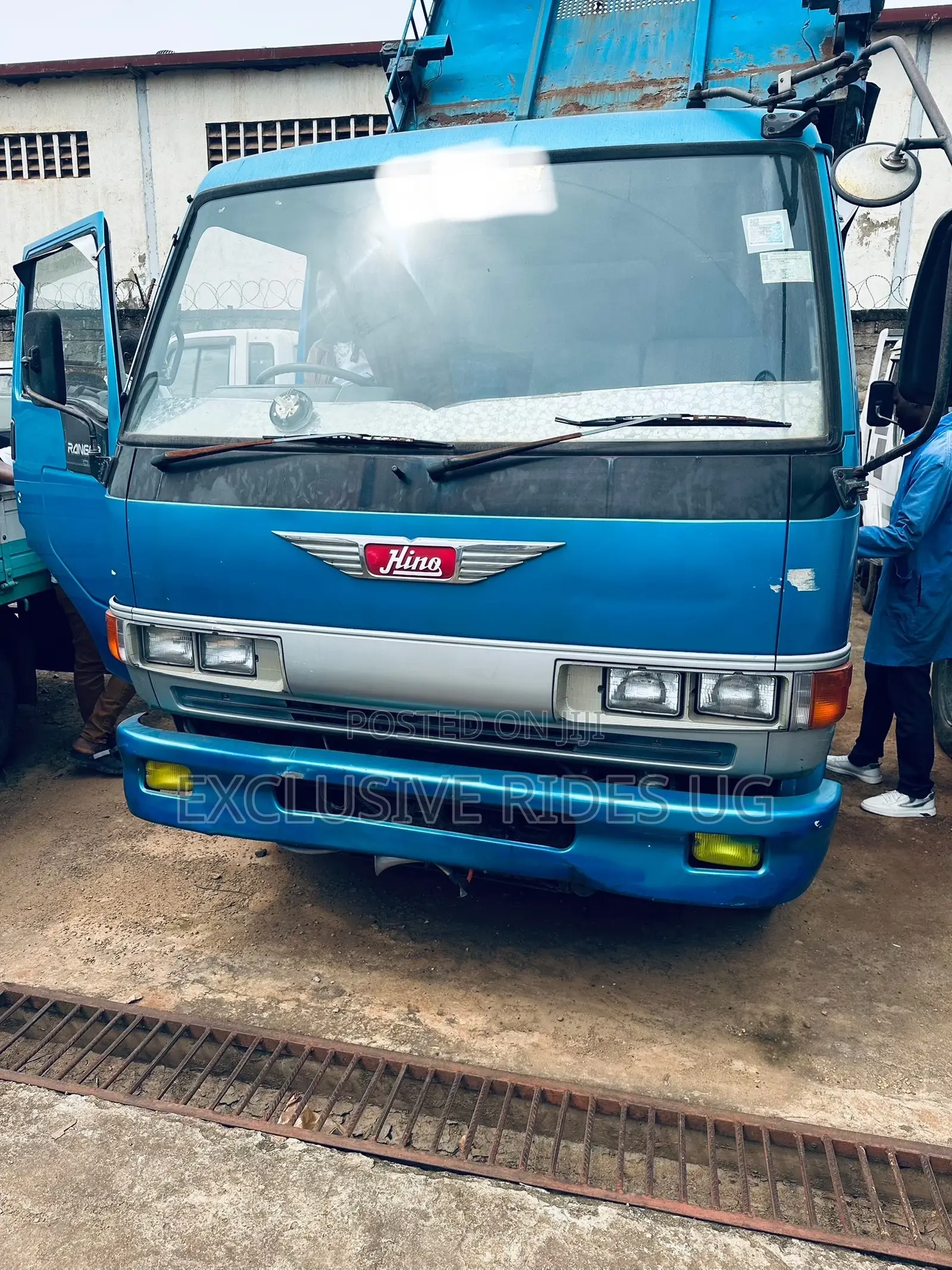 Hino Doublelight