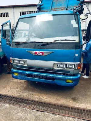 Hino Doublelight
