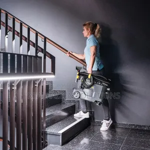 German KÄRCHER Professional Puzzi 8 Spray Extraction Cleaner