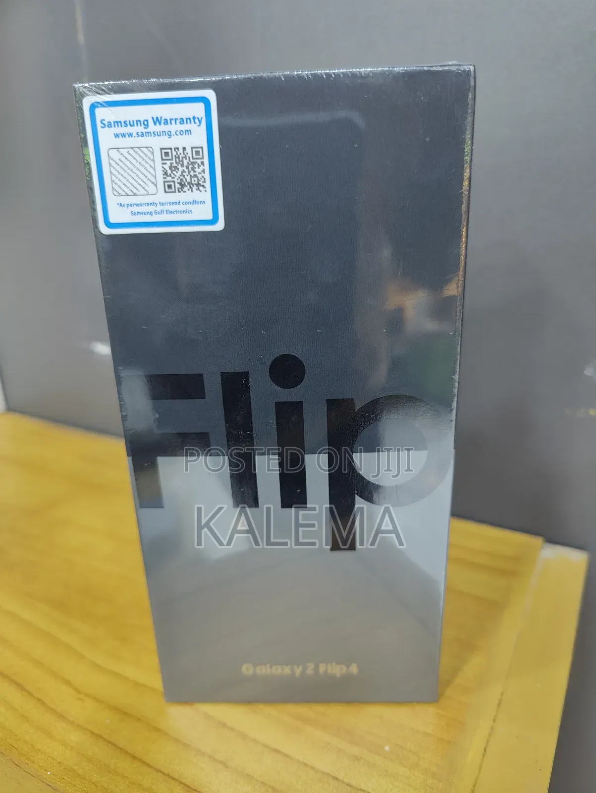 New Samsung Galaxy Z Flip4 256 GB Black
