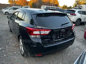 Subaru Impreza 2.0i AWD Hatchback 2016 Black