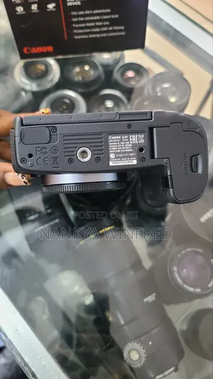 EOS R Body