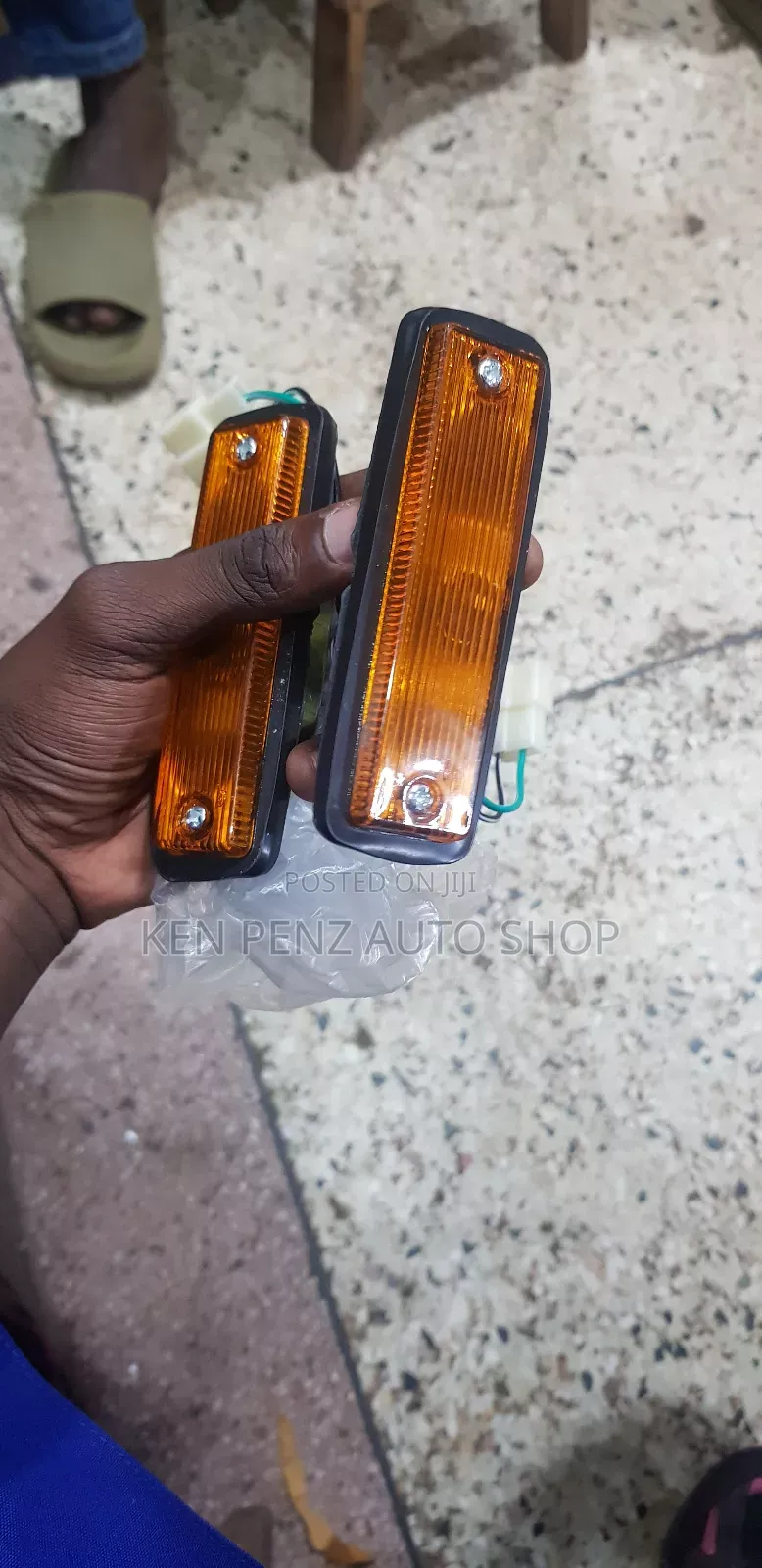 Nissan 1200 Fender Lights