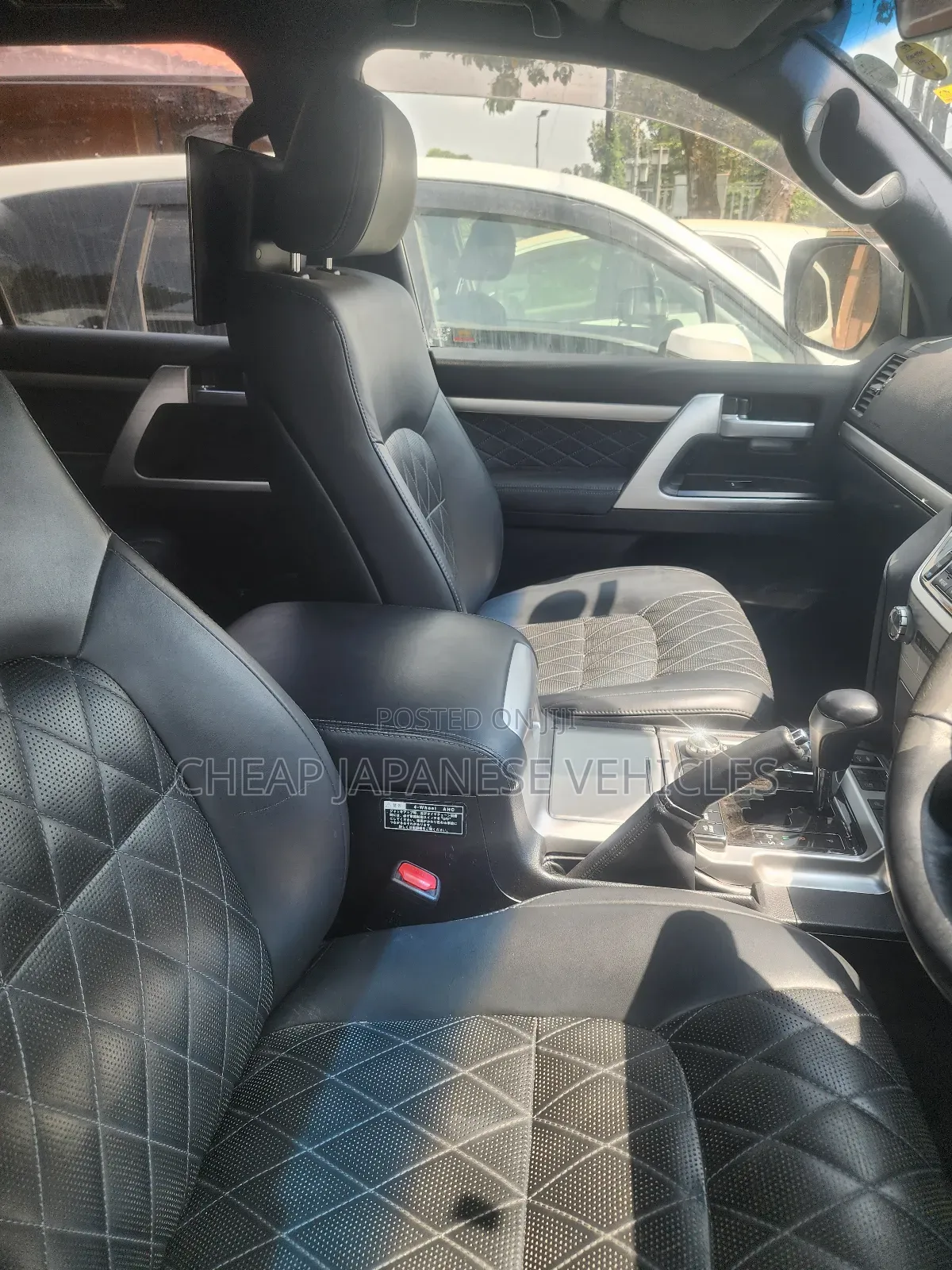 Toyota Land Cruiser 4.6 V8 ZX 2016 White