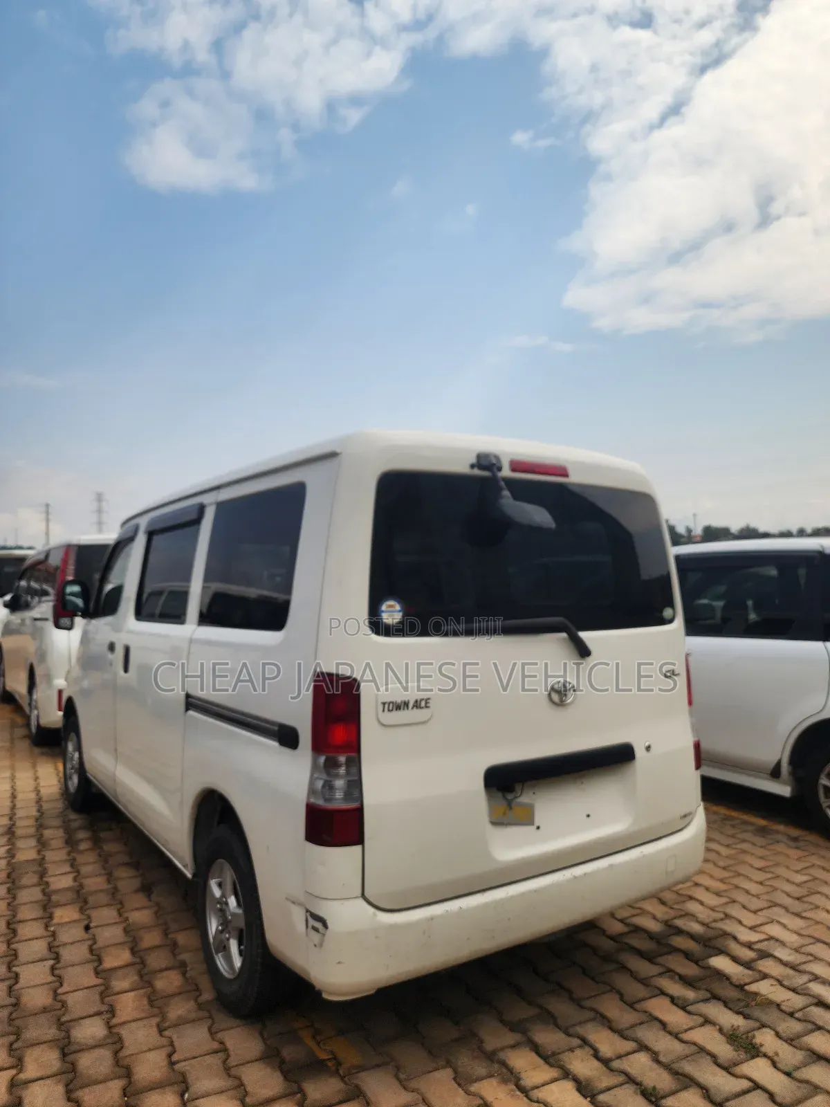 Toyota TownAce 2012 White