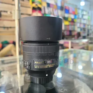 Af-S Nikkor 85mm 1:1.8G