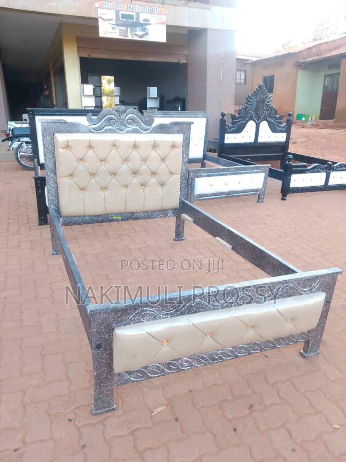 4by6 Cream Leather Bed With Gold Buttons