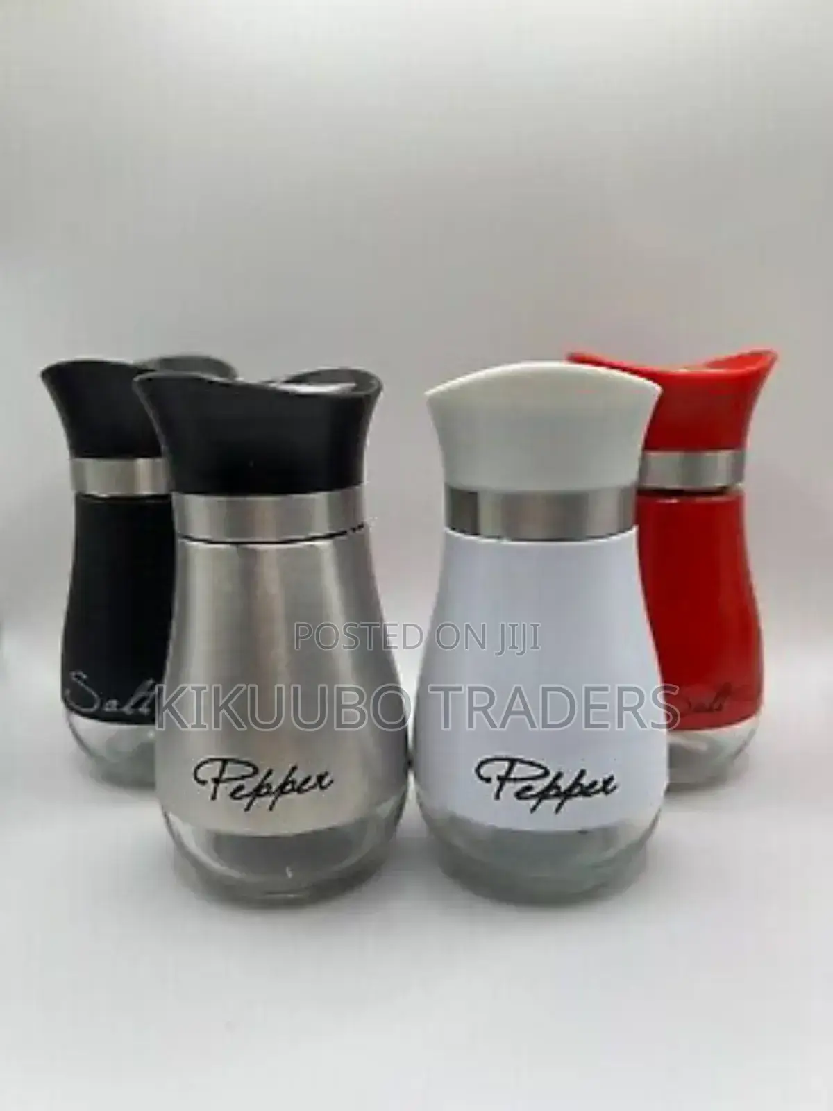 2pcs Salt and Pepper Shakers