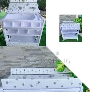Photo - Baby Foldable Changing Table