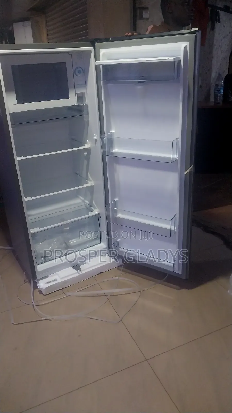 229 Litres Hisense Refrigerator Single Door With a Despenser