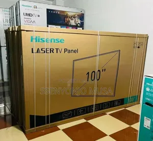 Hisense 100′′ Uhd Laser Tv Triple-Laser Ust Projector
