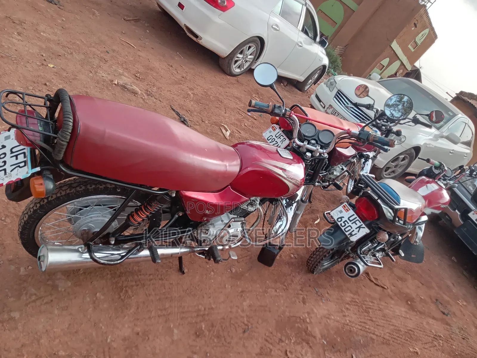 Bajaj Boxer 100 2023 Red