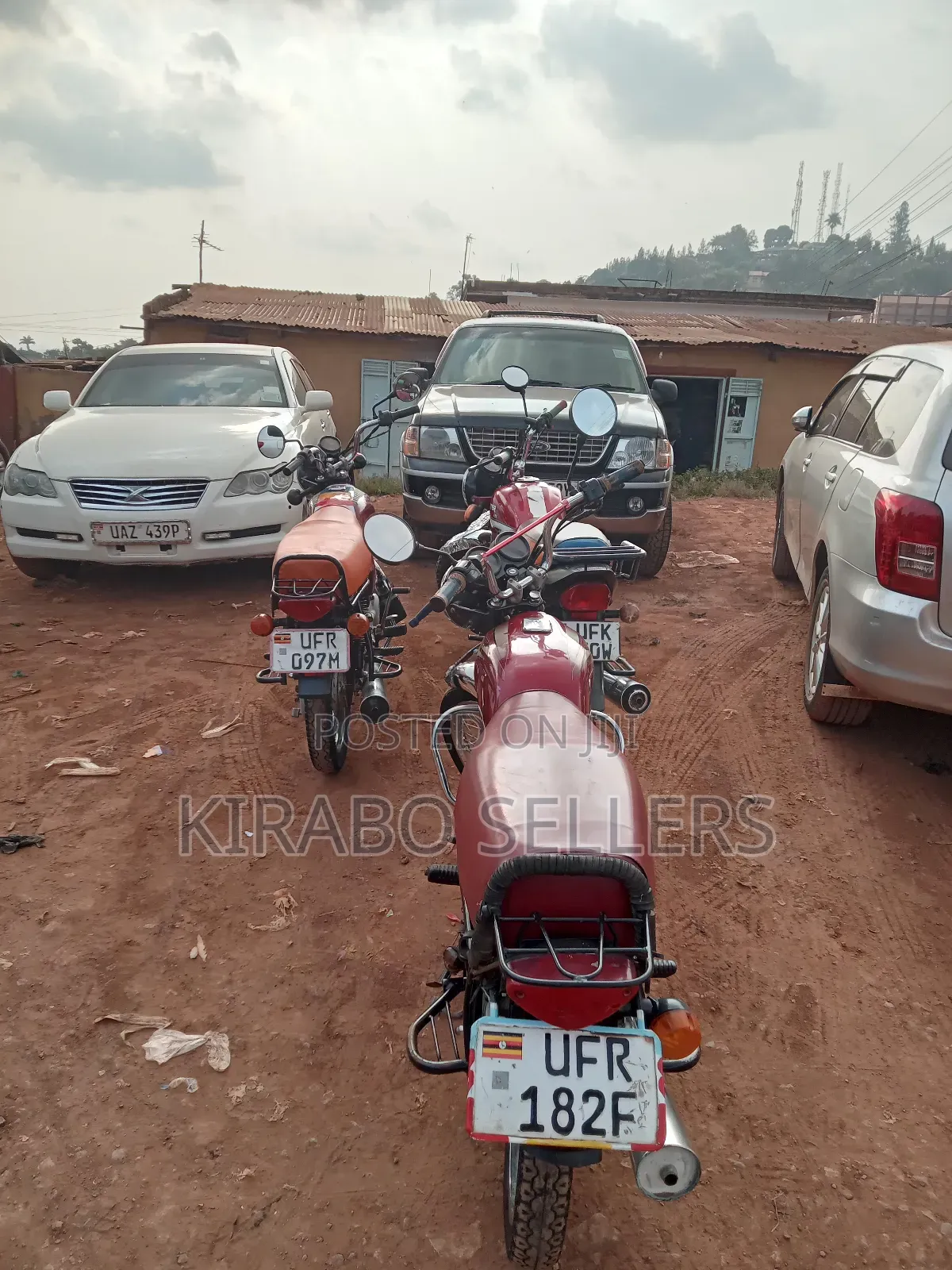 Bajaj Boxer 100 2023 Red