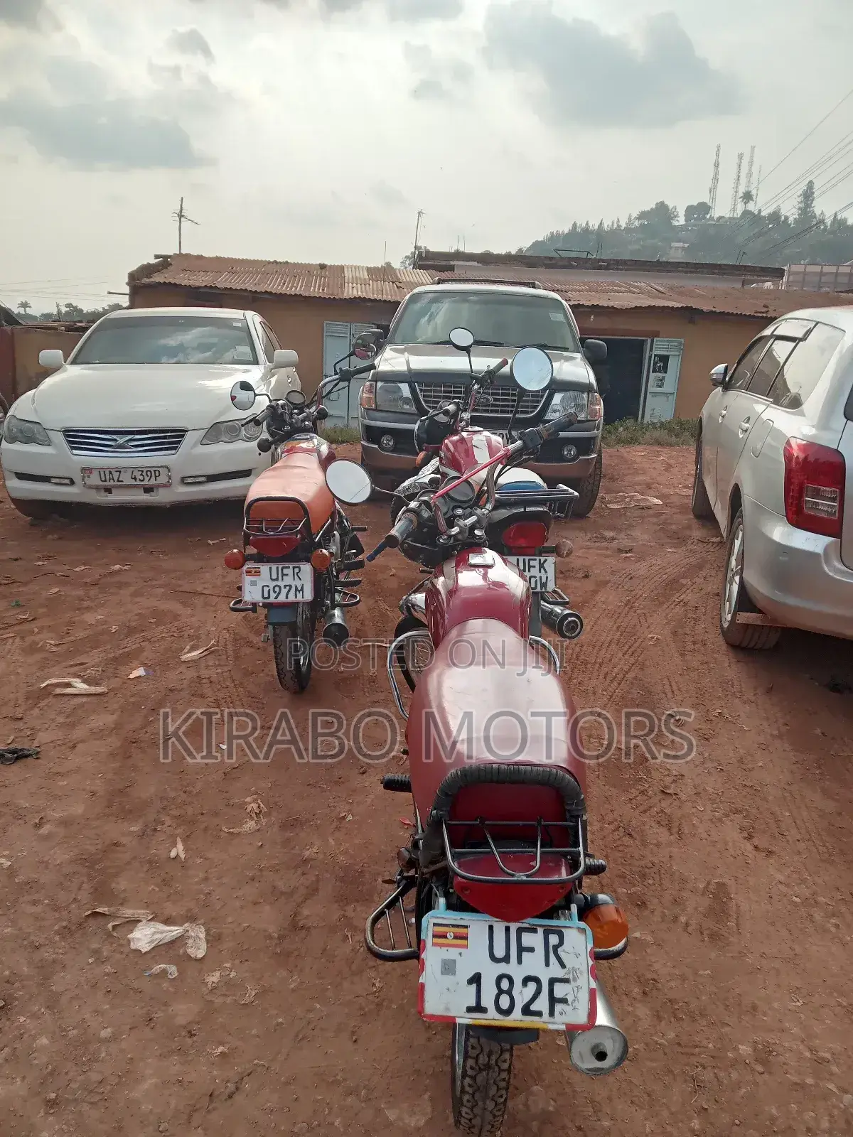 Bajaj Boxer 100 2023 Red
