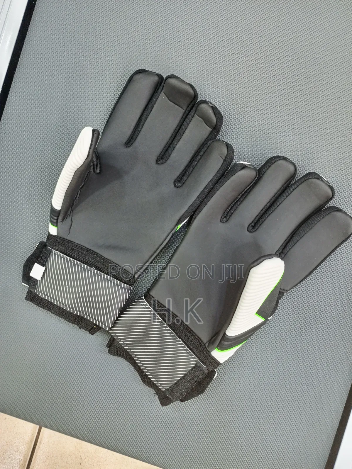 Adidas Predator Pro Goalkeeper Gloves.