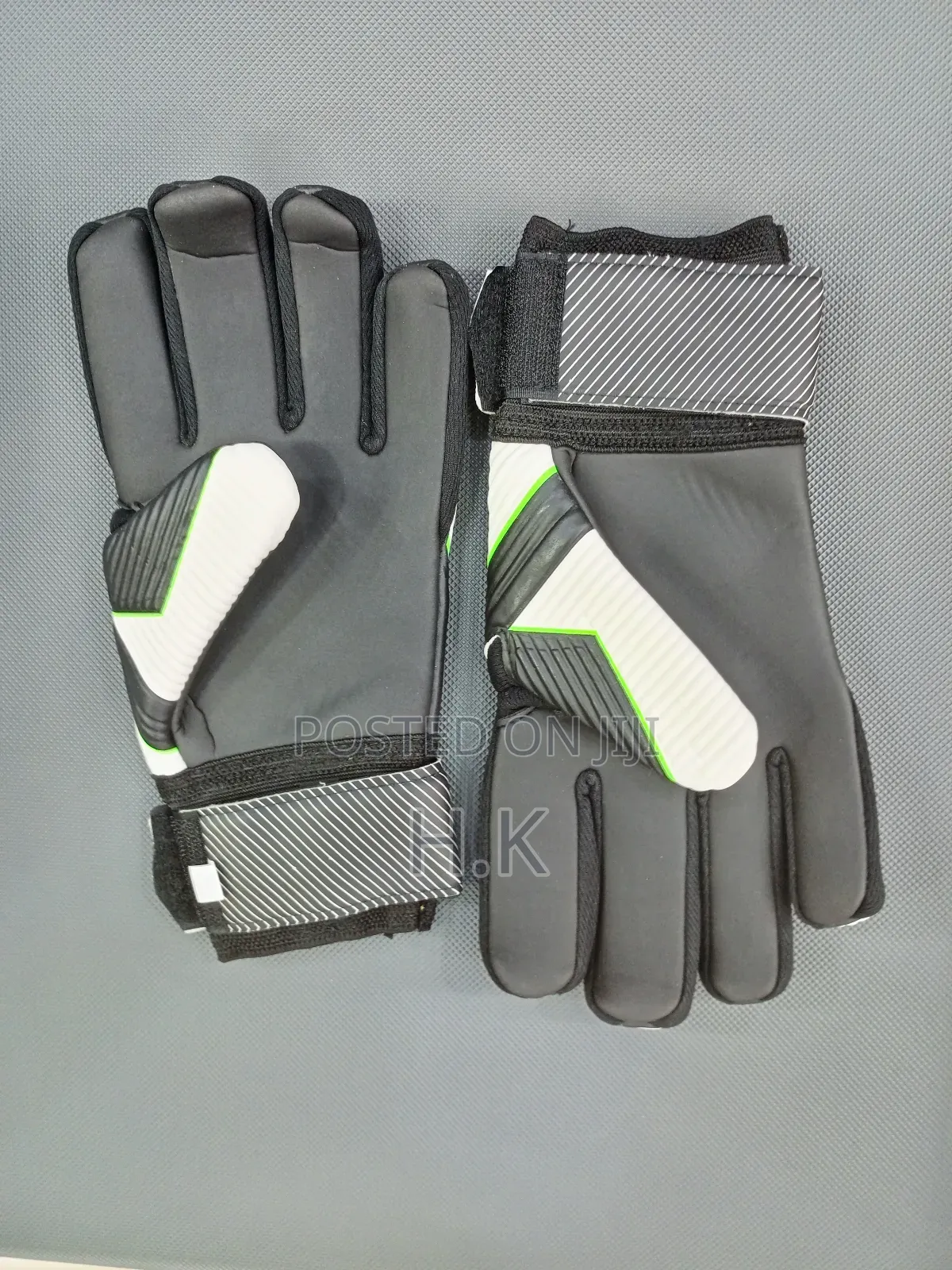 Adidas Predator Pro Goalkeeper Gloves.