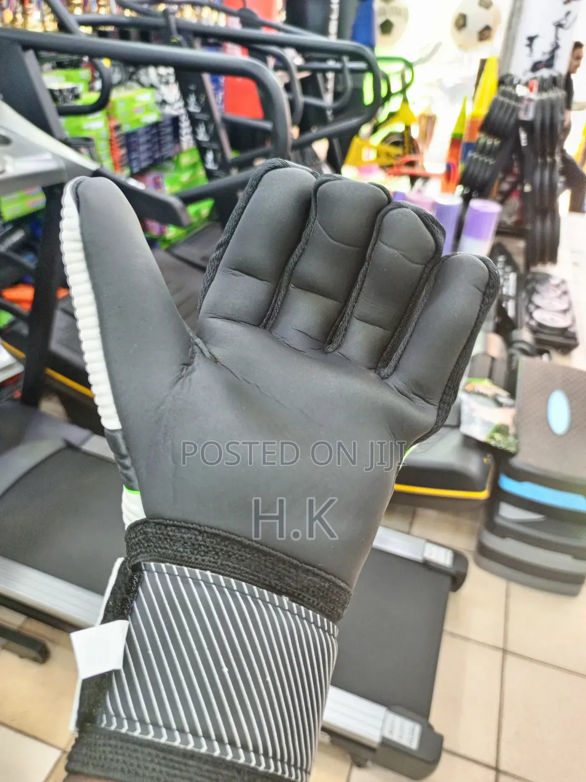 Adidas Predator Pro Goalkeeper Gloves.