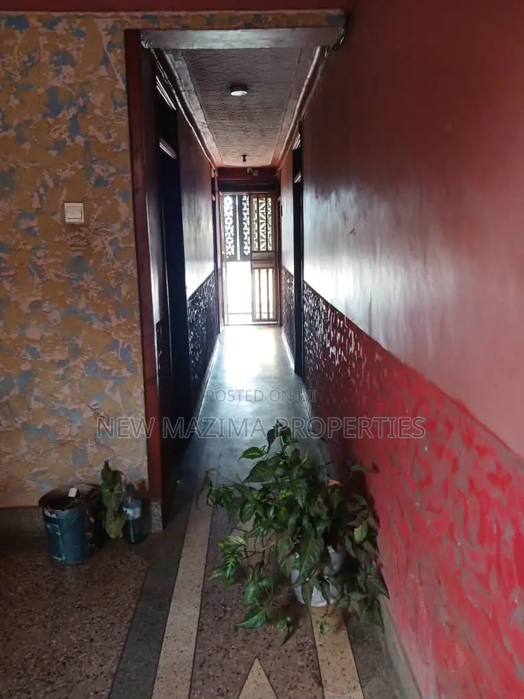 Guest Hotel Of 24 Self Contained Rooms 4rent Inkampala Katwe
