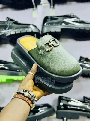 Vertified Sandals