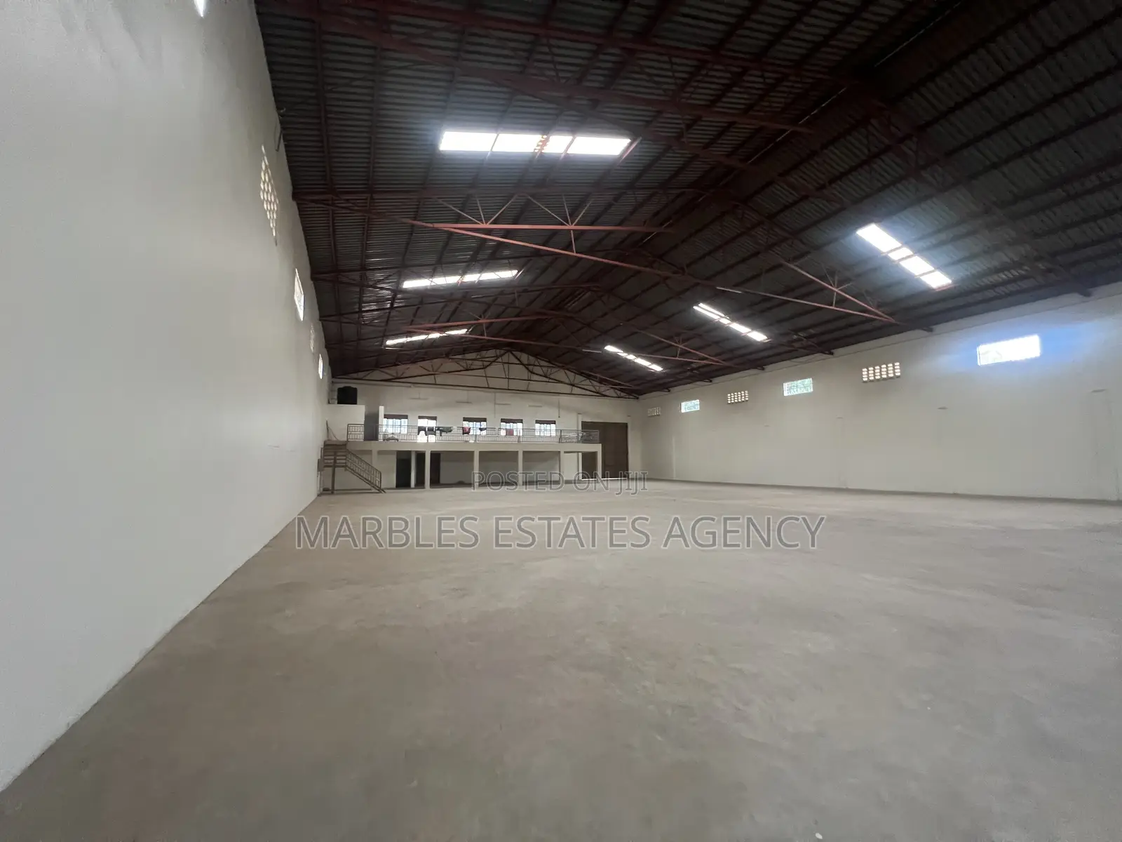 Warehouse in Kyambogo 1720sqms