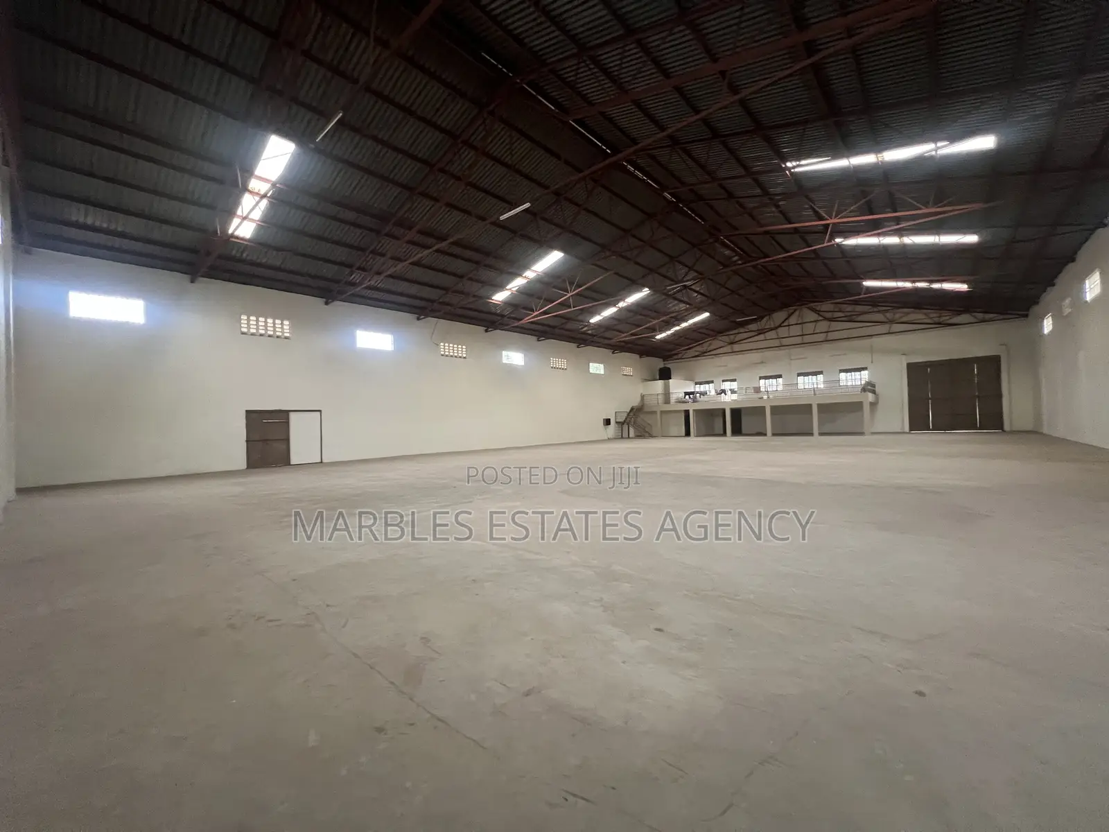 Warehouse in Kyambogo 1720sqms