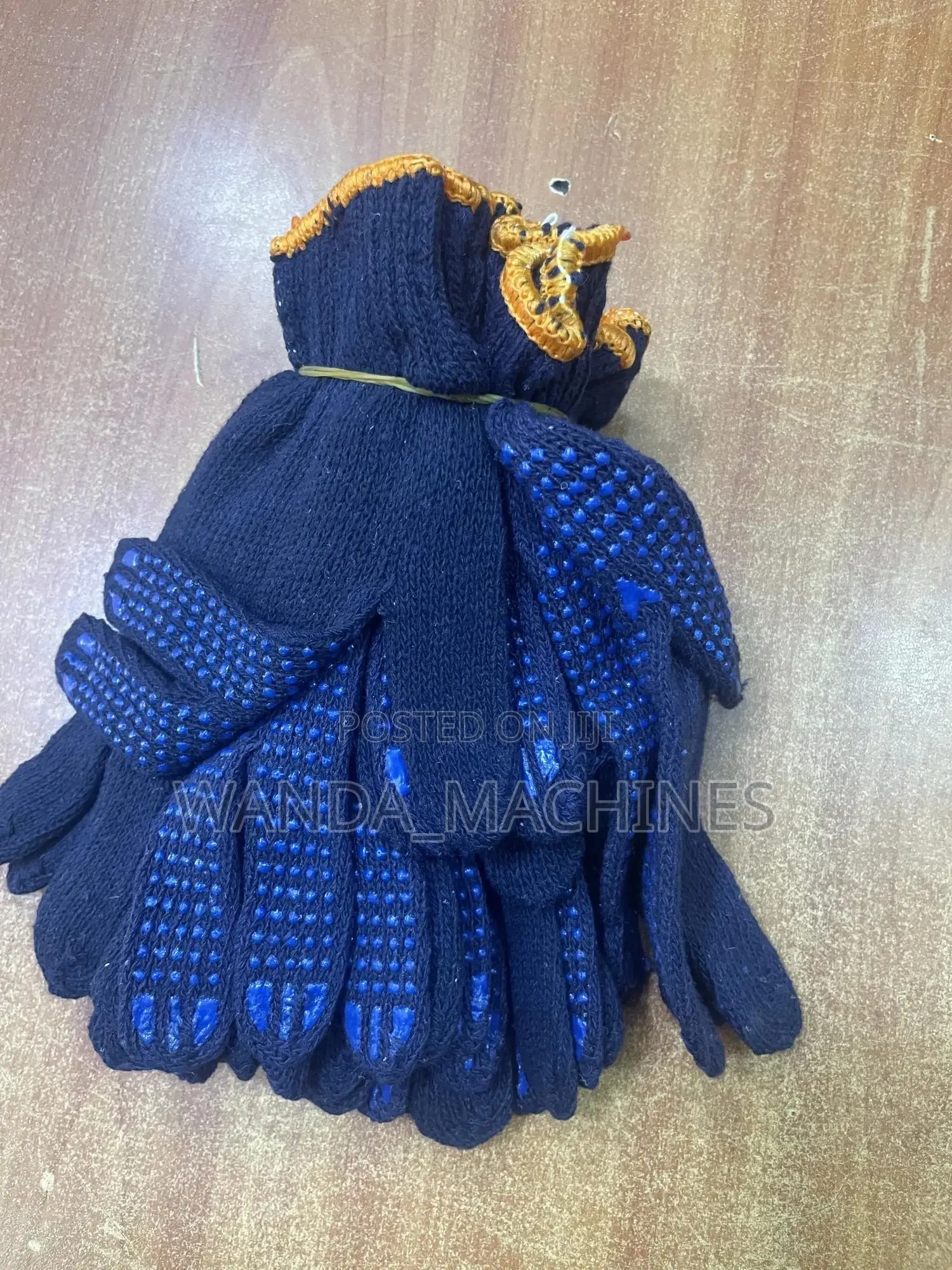 Hand Gloves