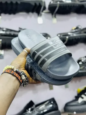 Sole Mate Slides