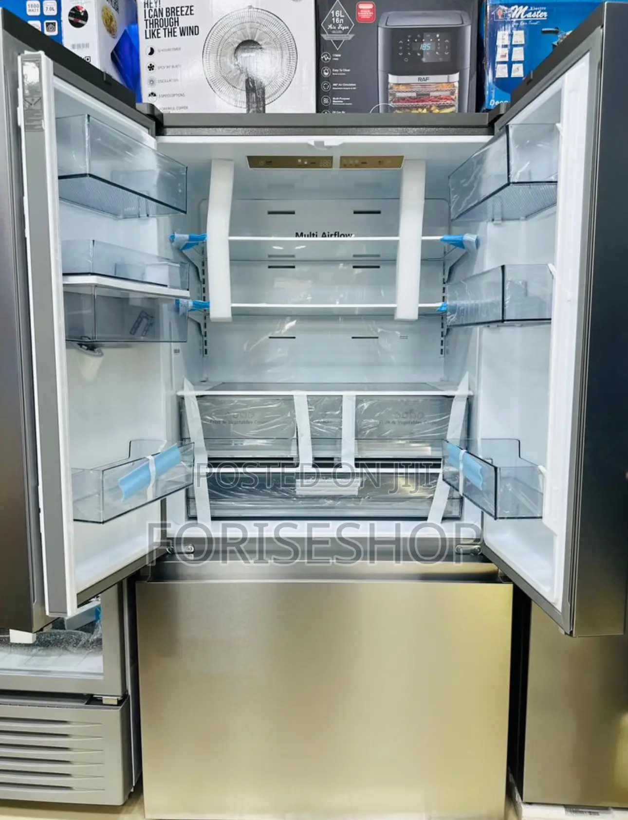Hisense 820 Litres 3door French Refrigerator