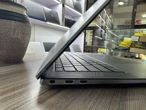 Laptop Dell Precision 5550 32GB Intel Core i7 SSD 512GB