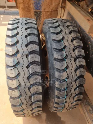 Tyres 700-16 Mudgrip for Elf.