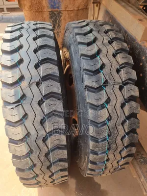Tyres 700-16 Mudgrip for Elf.