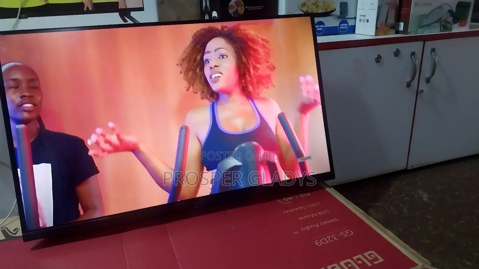 32 Inches Led Global Star Digital Flat Screen Flameless.
