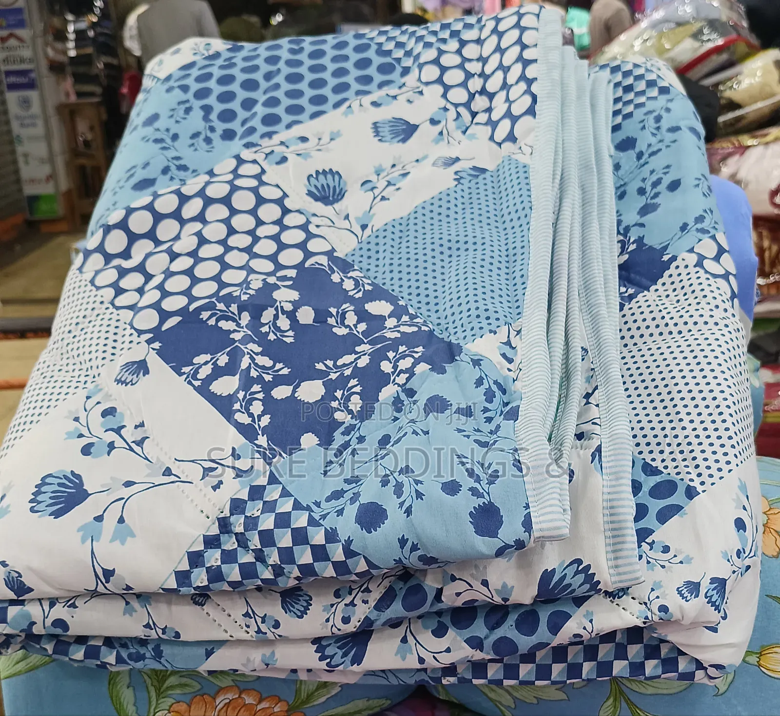 Simple Safi Bedcover