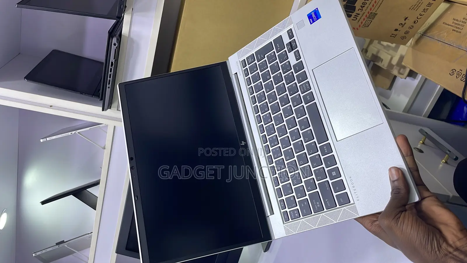 New Laptop HP EliteBook 830 G8 16GB Intel Core I7 SSD 512GB