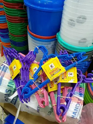 Plastic Rotating Hangers 12pcs