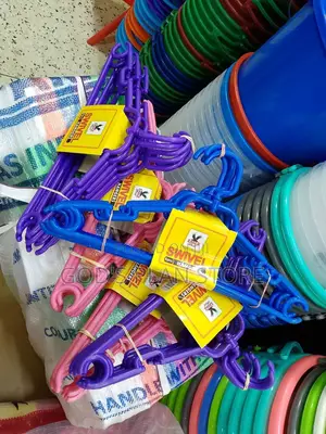 Plastic Rotating Hangers 12pcs