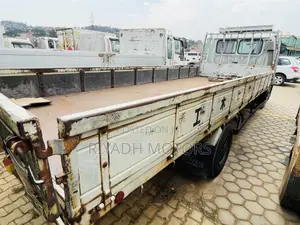 Hino Truck Long Chassis