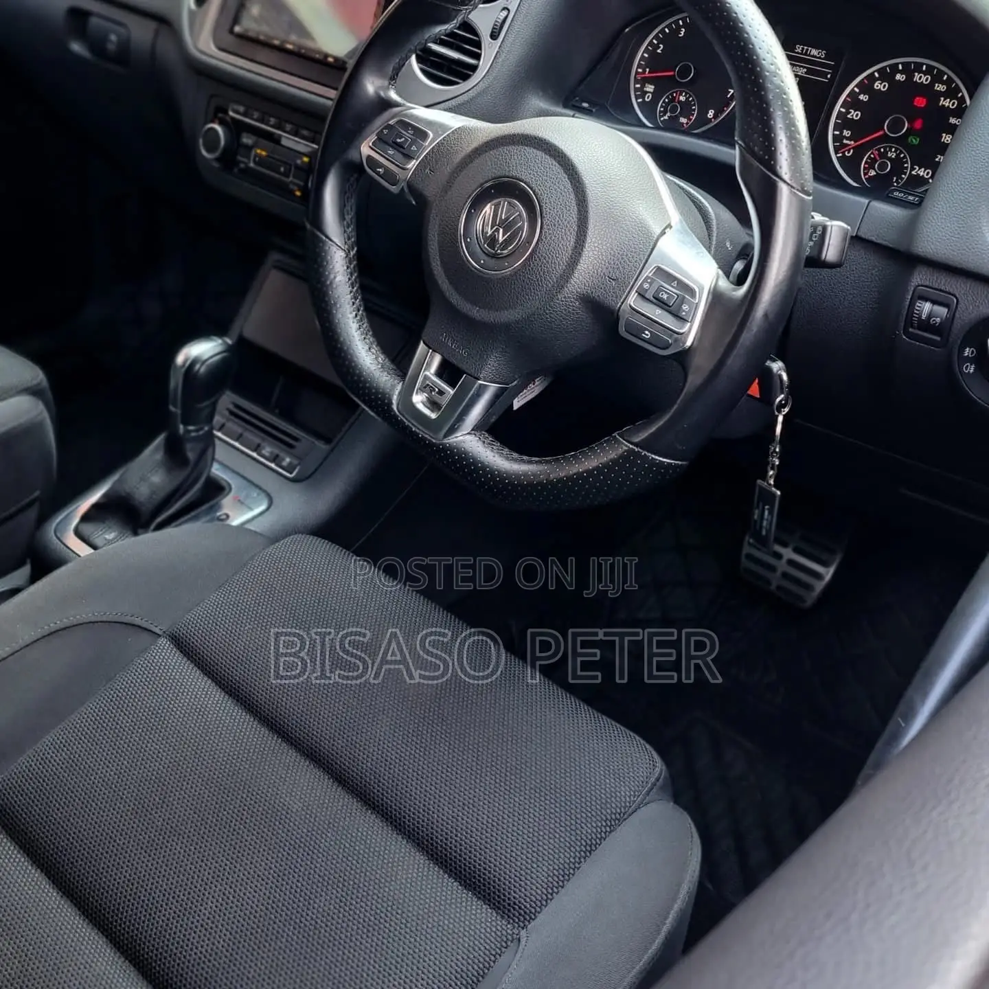 Volkswagen Tiguan 2011 Black