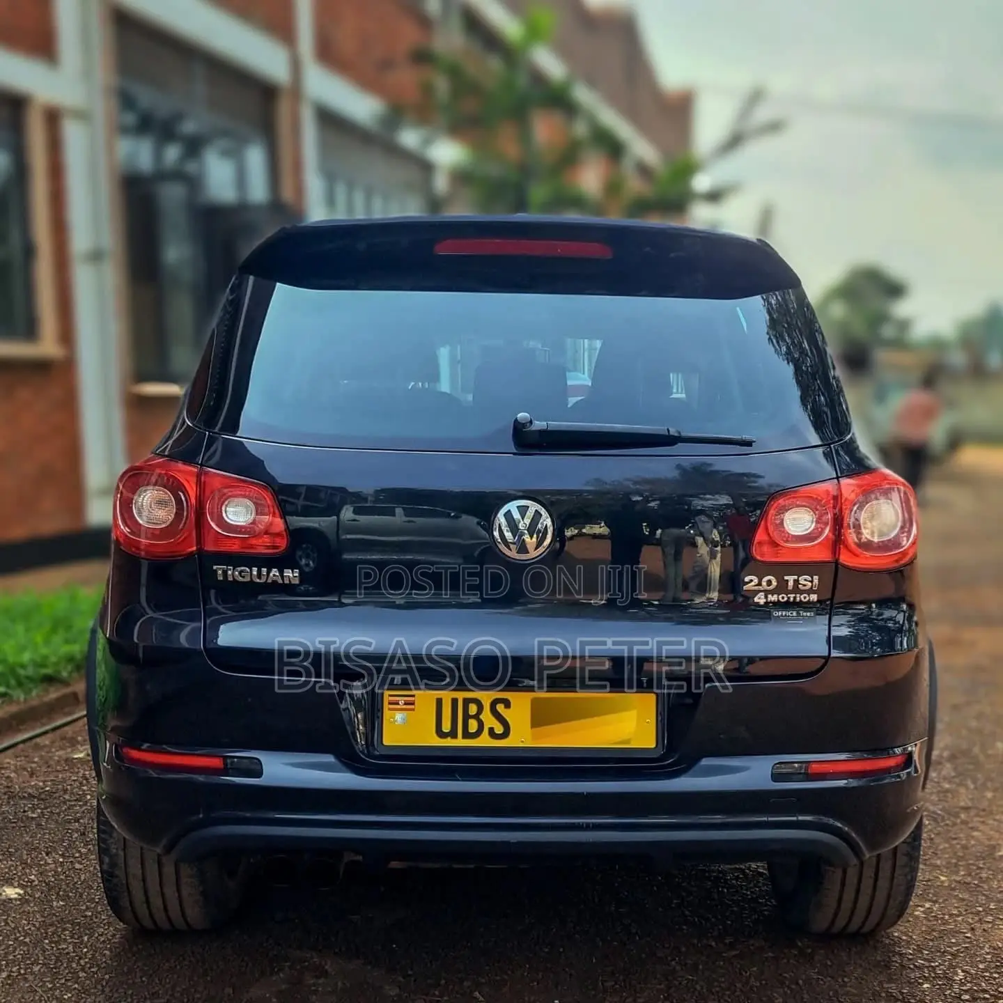 Volkswagen Tiguan 2011 Black