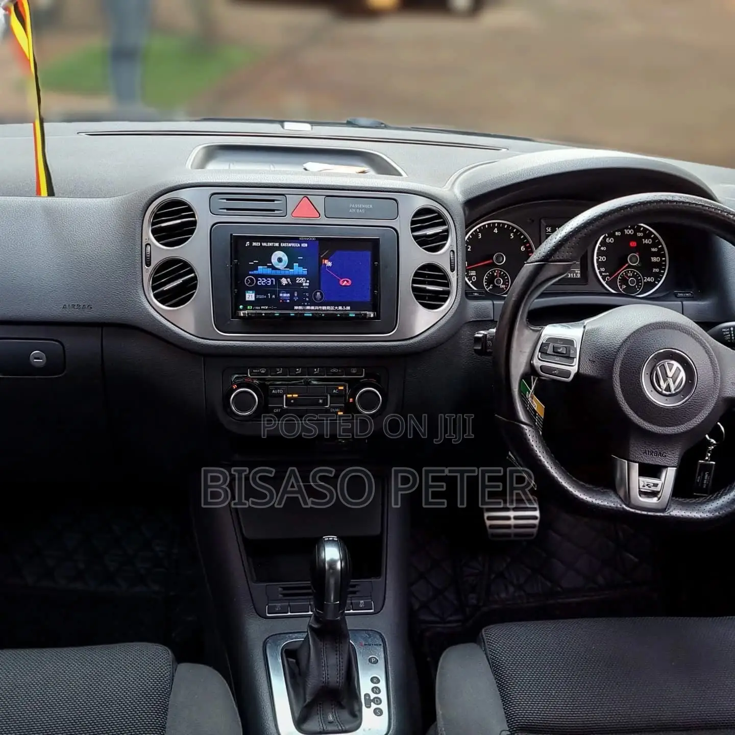 Volkswagen Tiguan 2011 Black