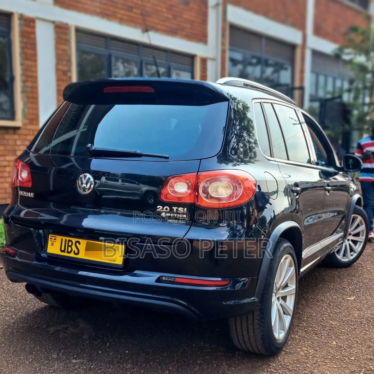 Volkswagen Tiguan 2011 Black