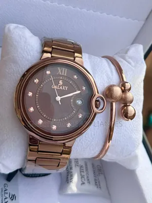 Galaxy Women's Gift Box Watch With a Bracelet