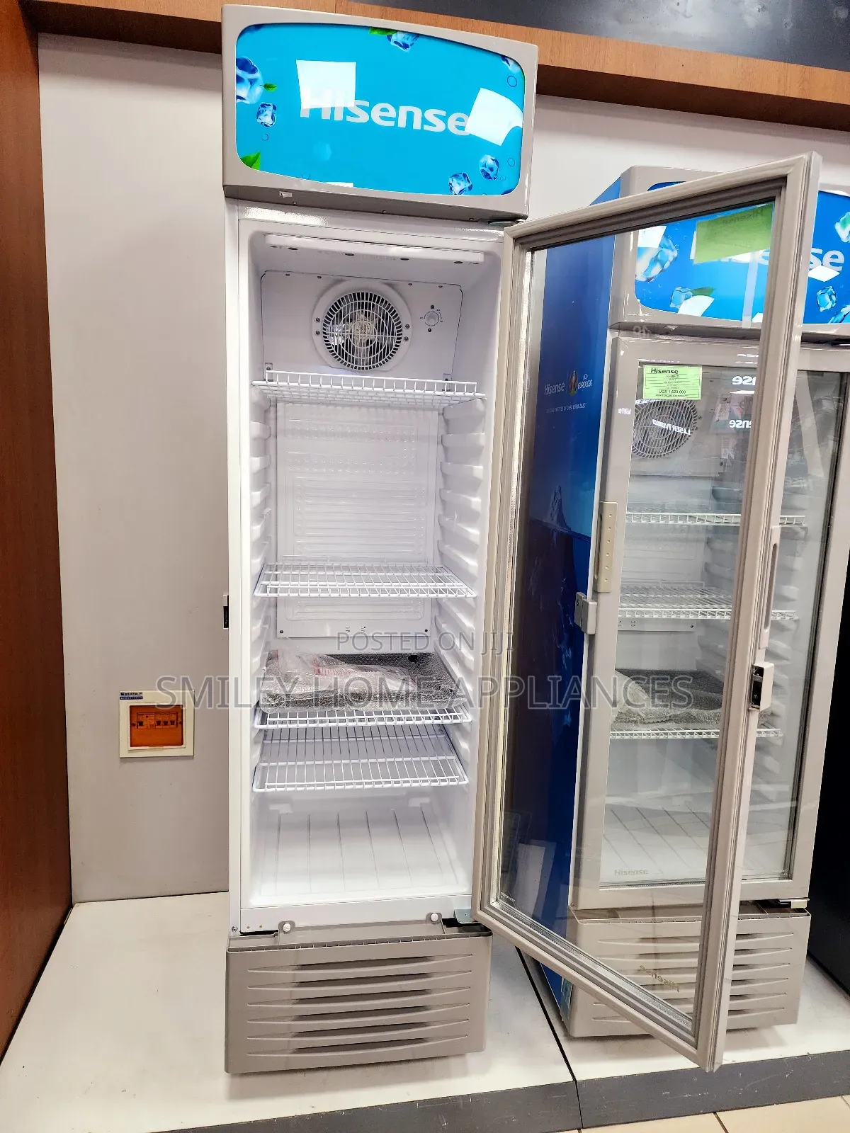 Hisense Commercial Display Fridge 370ltrs