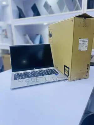Photo - New Laptop HP EliteBook 840 G8 8GB Intel Core I5 SSD 512GB