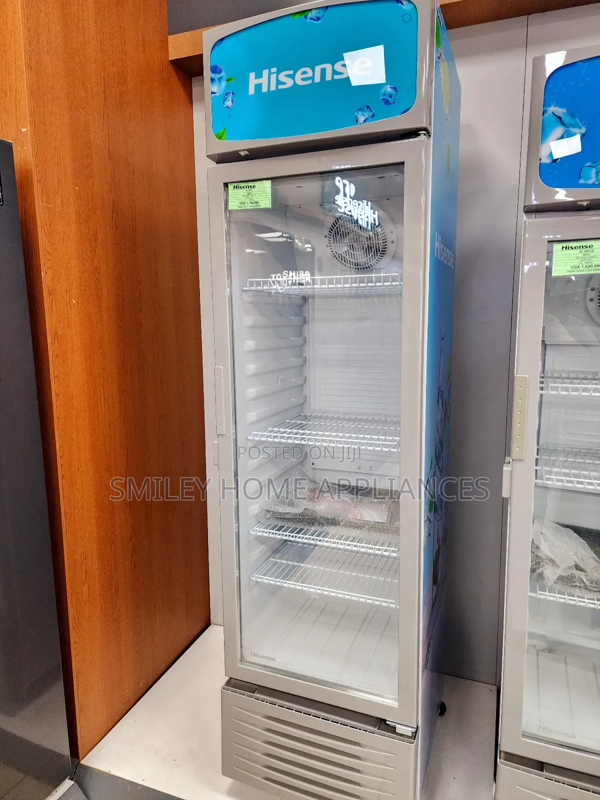 Hisense Display Chiller Fridge 370ltrs for Business