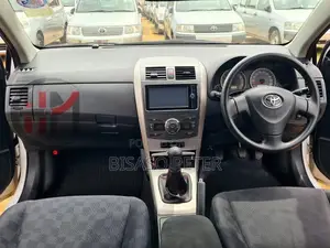Toyota Corolla Fielder 1.5 Petrol AWD 2011 White