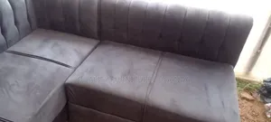 Simple 2 Seater