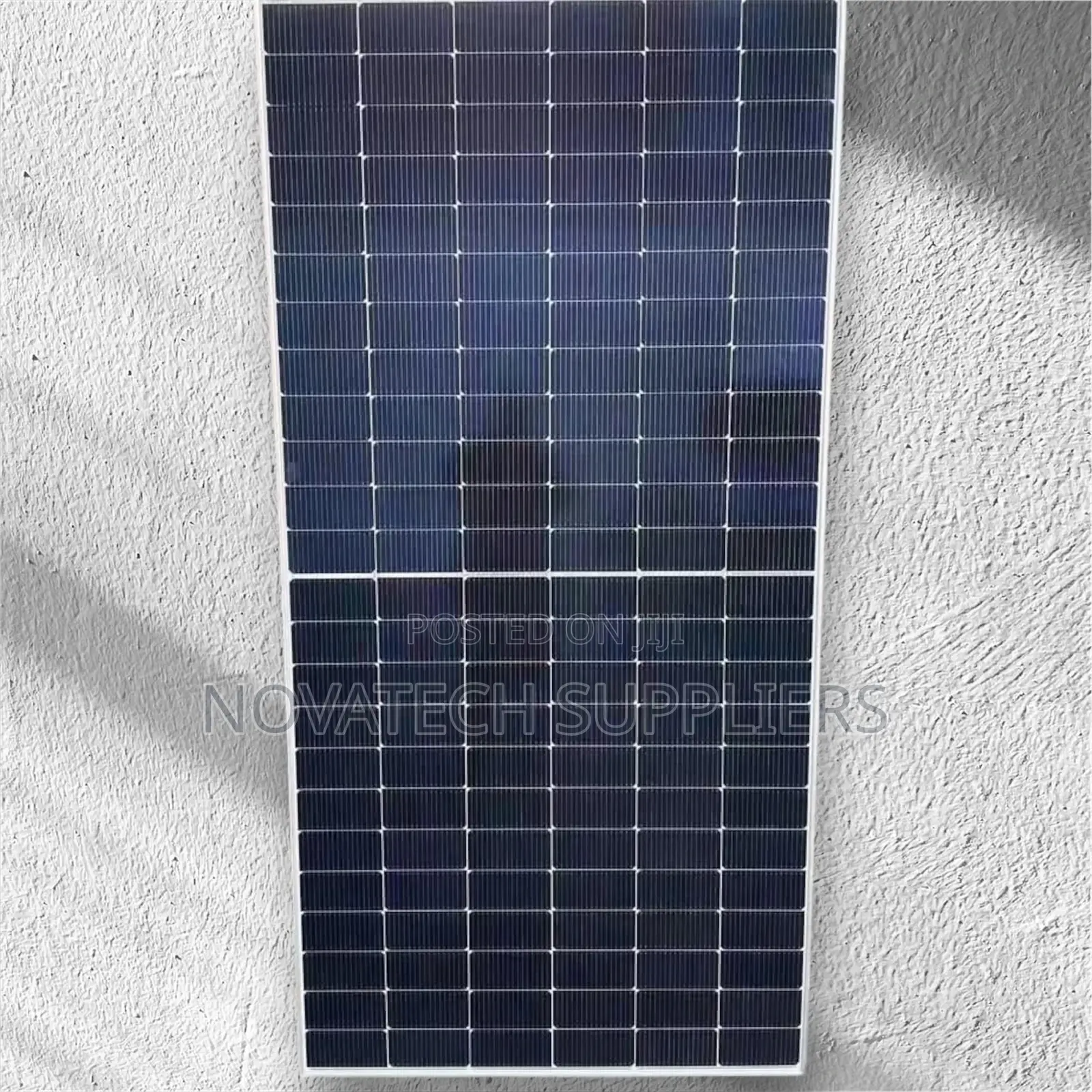 555W Mono Crystalline Solar Panels Stock Cm