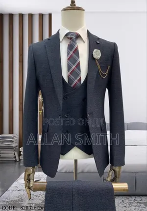 Men's Luxurious Suits