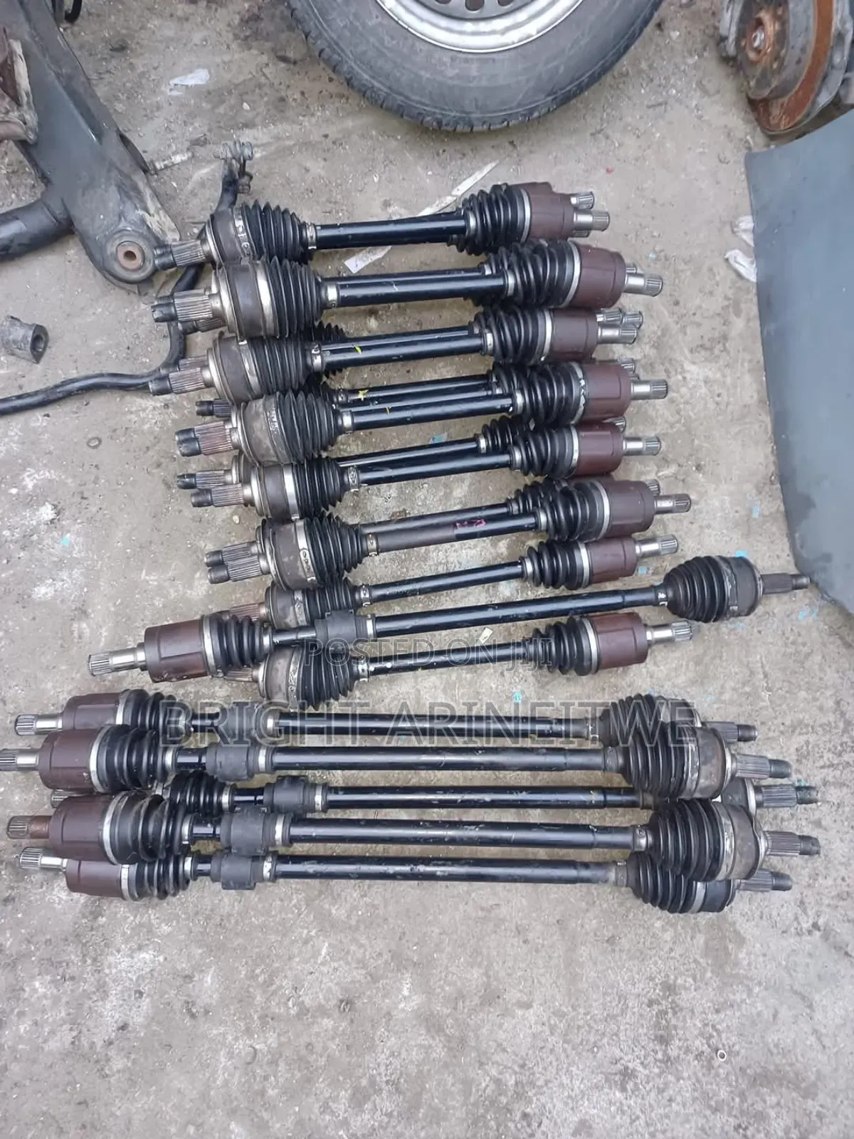 Driving Shafts for Saloon and SUV Nissan Cars.